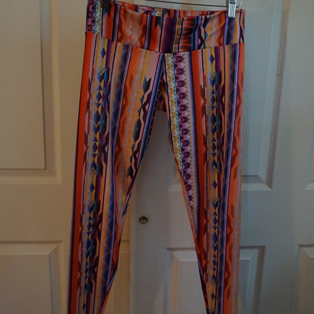 Onzie printed yoga leggings